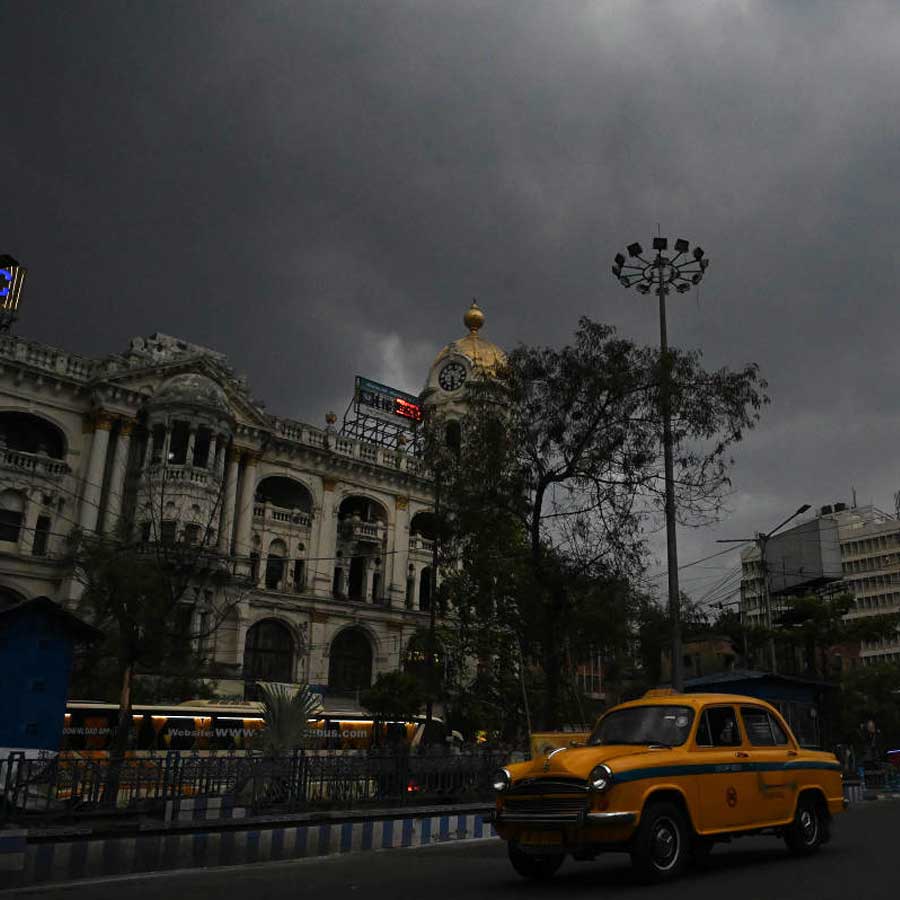 Thunderstorm forecast in seven districts of West Bengal on Saturday