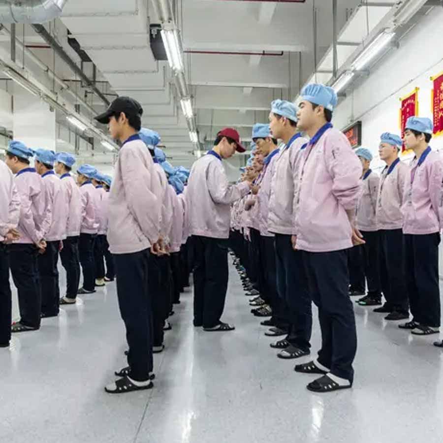 Chinese workers protest raises high over unpaid wages and factory shut down amid tariff war with US