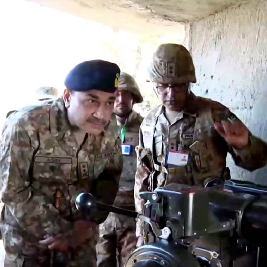 From Musharraf to Bajwa, Pakistan Army officers are settled abroad after retirement, will General Asim Munir do the same