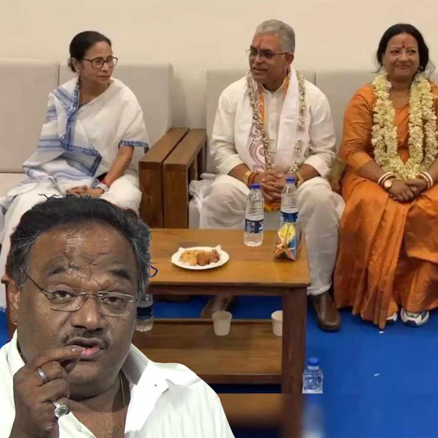 BJP does not endorse public criticism of party leaders against Dilip Ghosh, says BJP spokesperson Shamik Bhattacharya