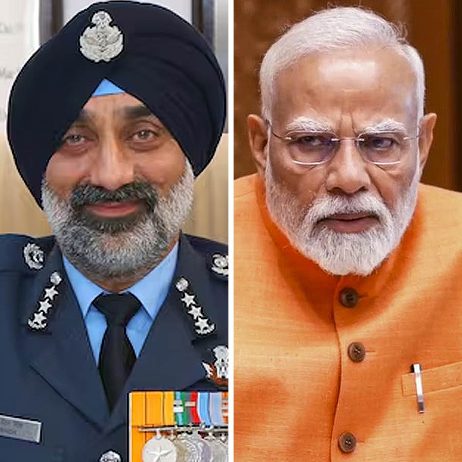 PM Narendra Modi holds meeting with Indian Air Force Chief on Sunday dgtl