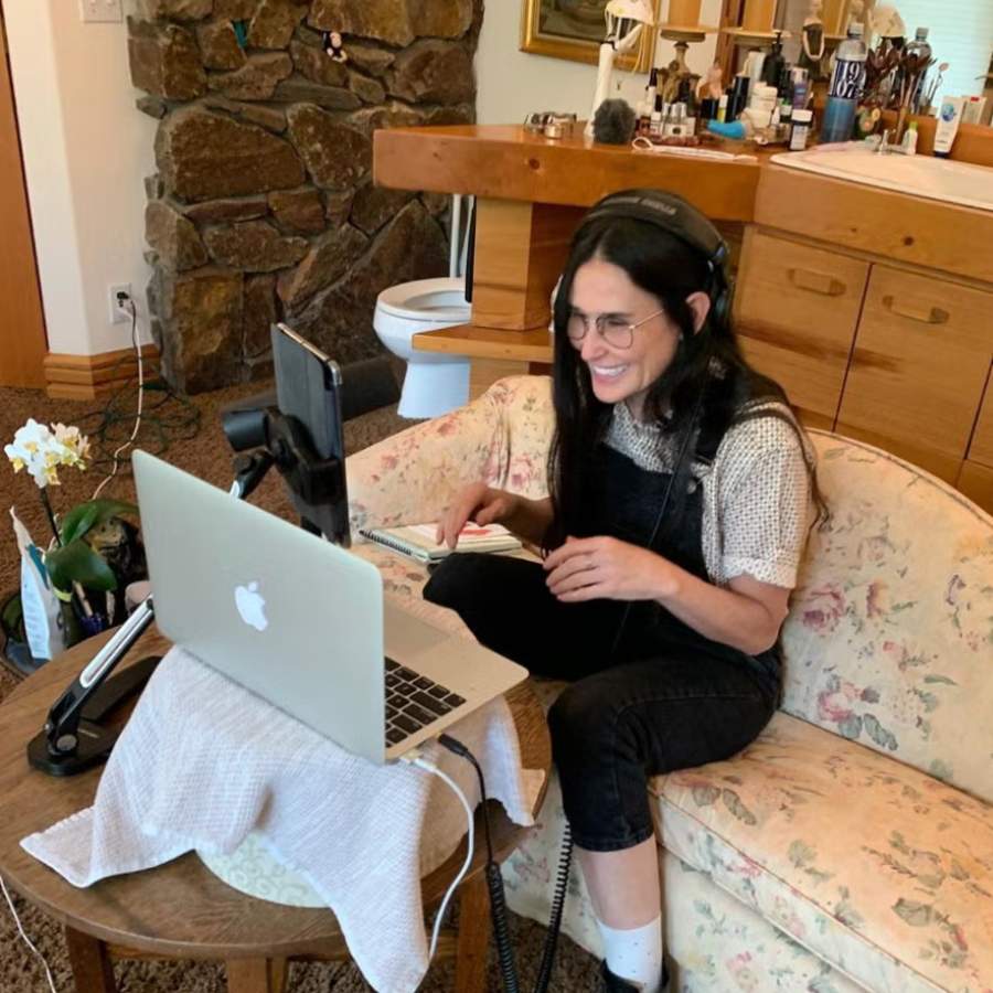 ডেমি মুরের বাথরুম।