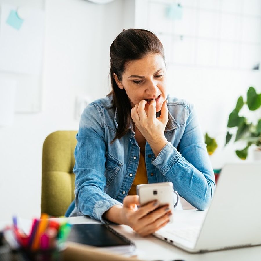 দাঁতে নখ কাটা থেকে ধূমপান, বদভ্যাসে জর্জরিত? তিনটি পন্থা অবলম্বনে মিলতে পারে সুরাহা