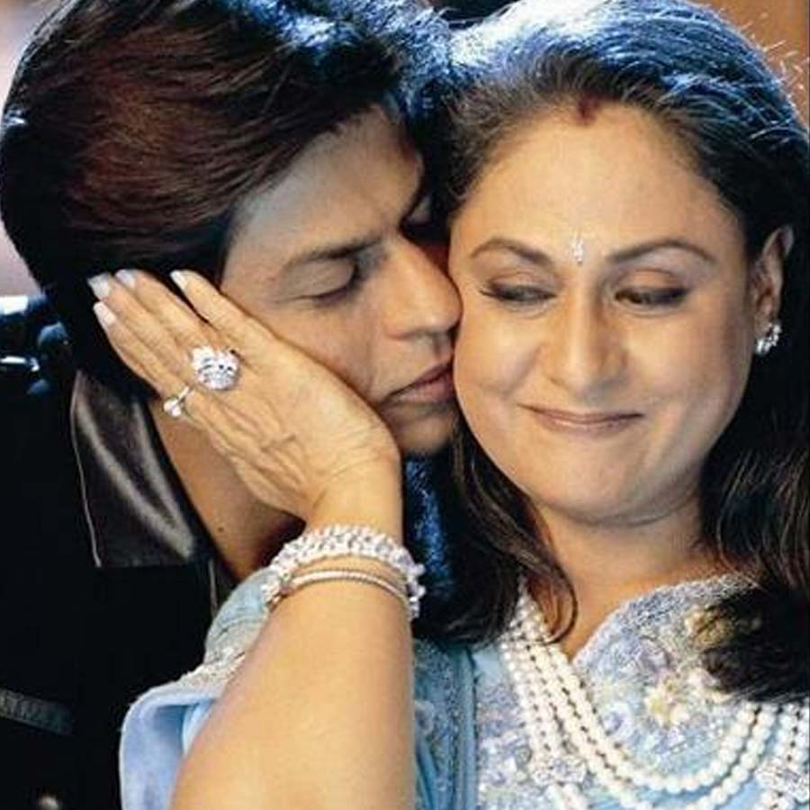 Shah Rukh Khan and Jaya Bachchan
