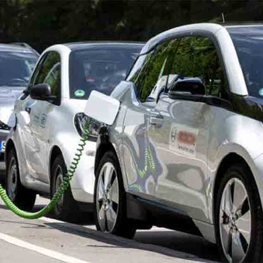 Sale of electric Vehicles are less despite campaign