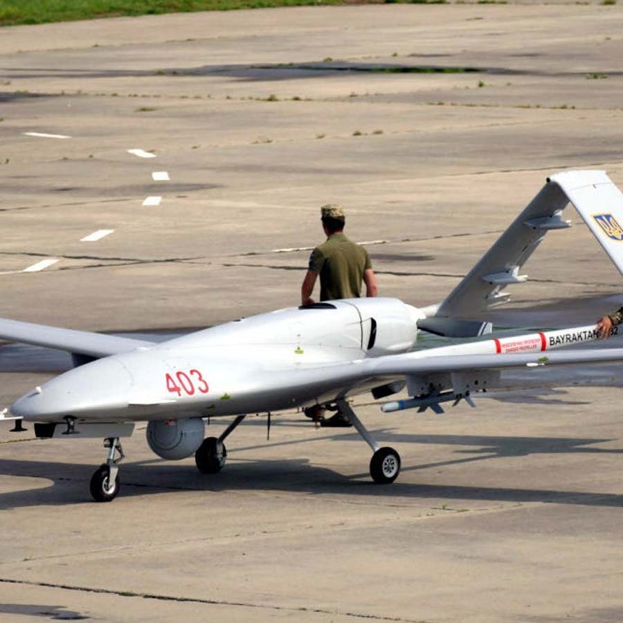 Navy Ship of Turkey TCG BUYUKADA arrives at Karachi Port amid tensions Between India and Pakistan