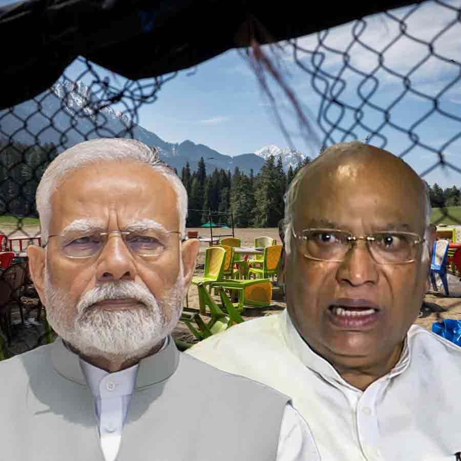 Congress President Mallikarjun Kharge claims, PM Narendra Modi had intelligence report 3 days before Pahalgam attack, cancelled Jammu and Kashmir visit