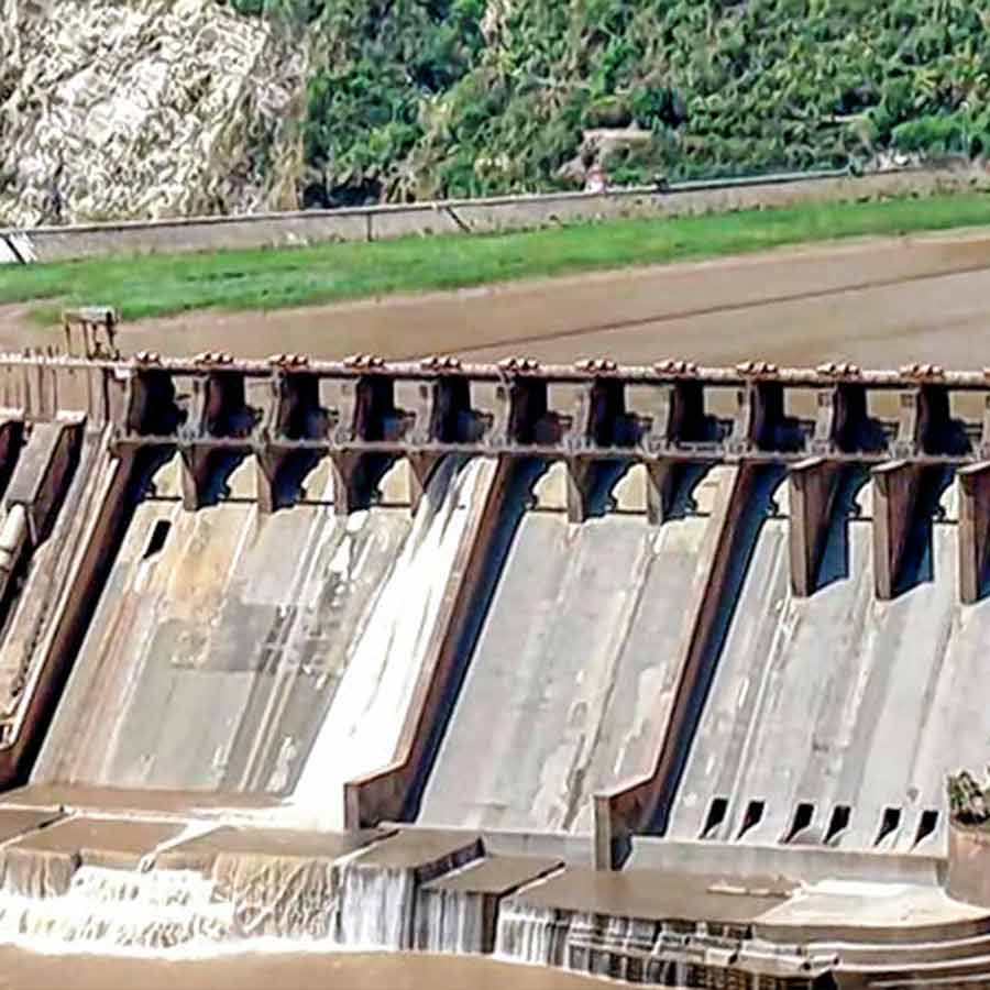 The question arises, can India really stop or divert the waters of the Indus Basin, thereby depriving Pakistan of its 'lifeline'?