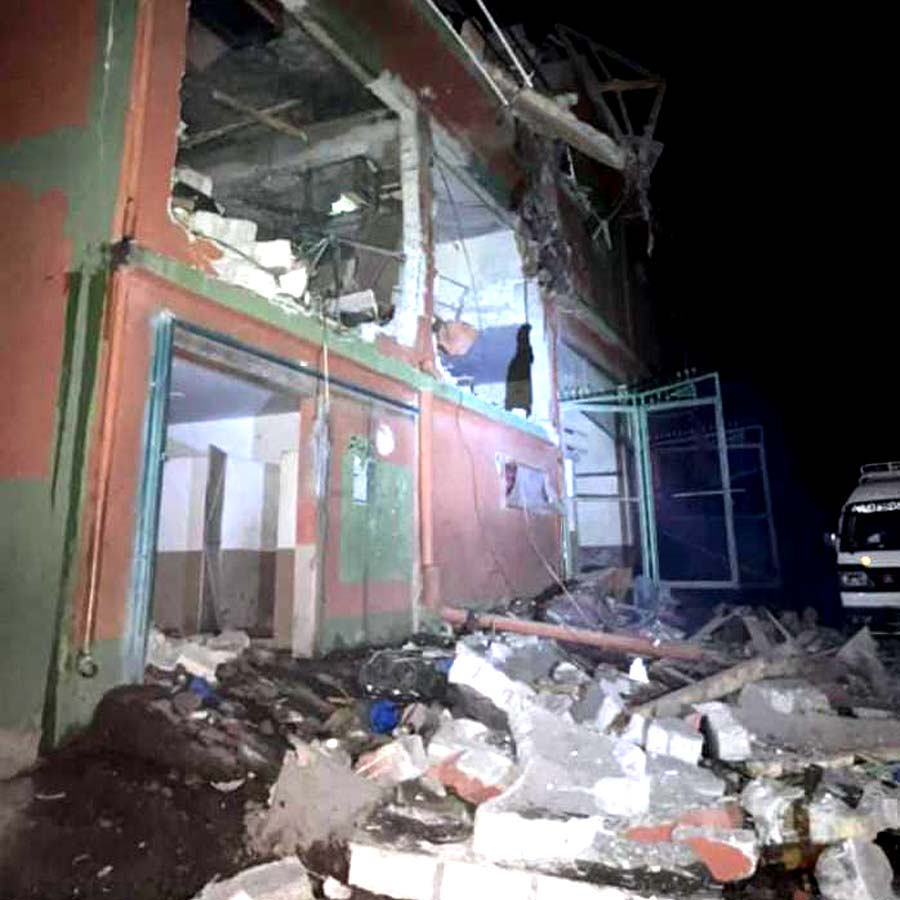 Muzaffarabad residents says, 10-15 missiles hit during Indian precision strike ‘Operation Sindoor’ dgtl