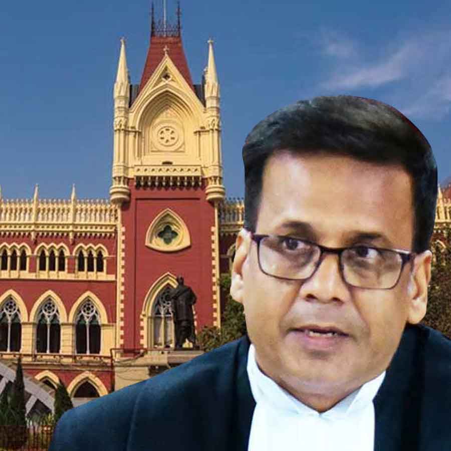 Calcutta High Court upholds stay on recruitment of Super numerary posts in upper primary