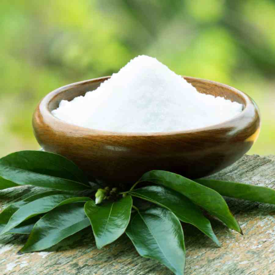 How to use camphor to reduce hair fall