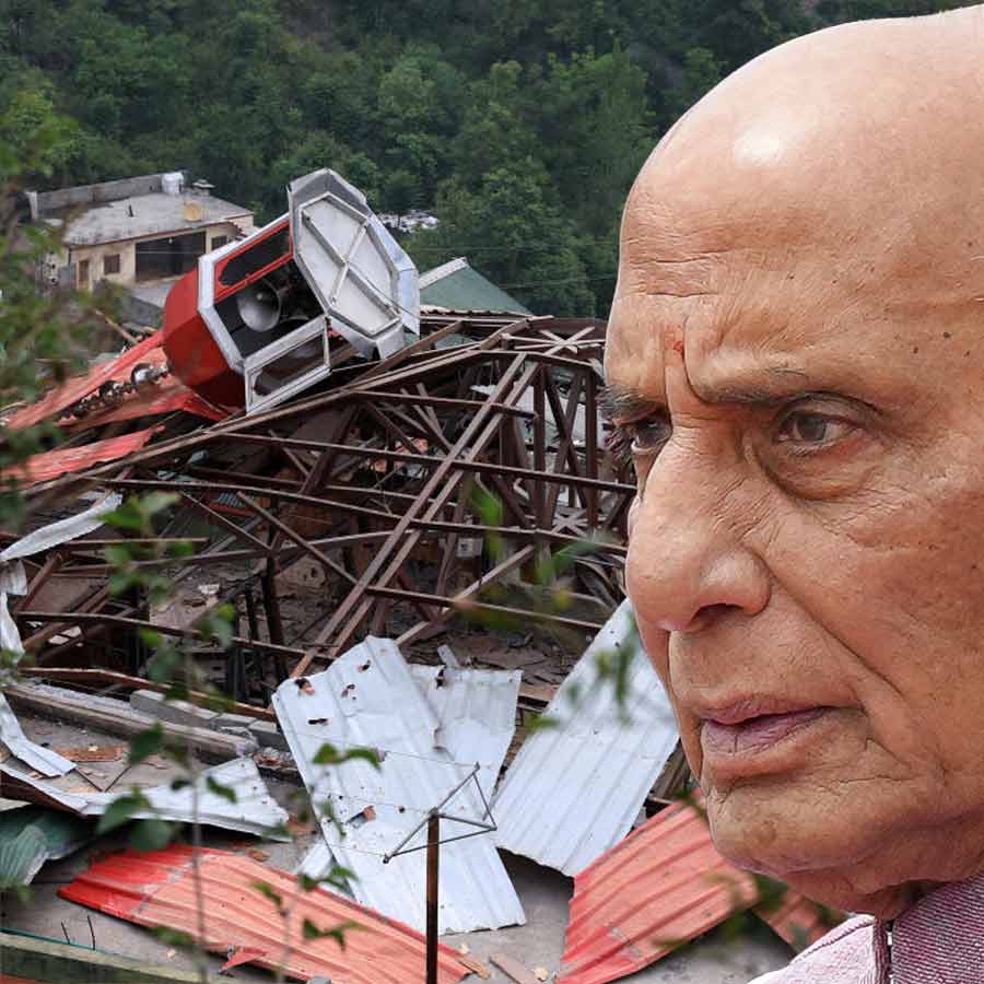 প্রতিরক্ষামন্ত্রী রাজনাথ সিংহ।