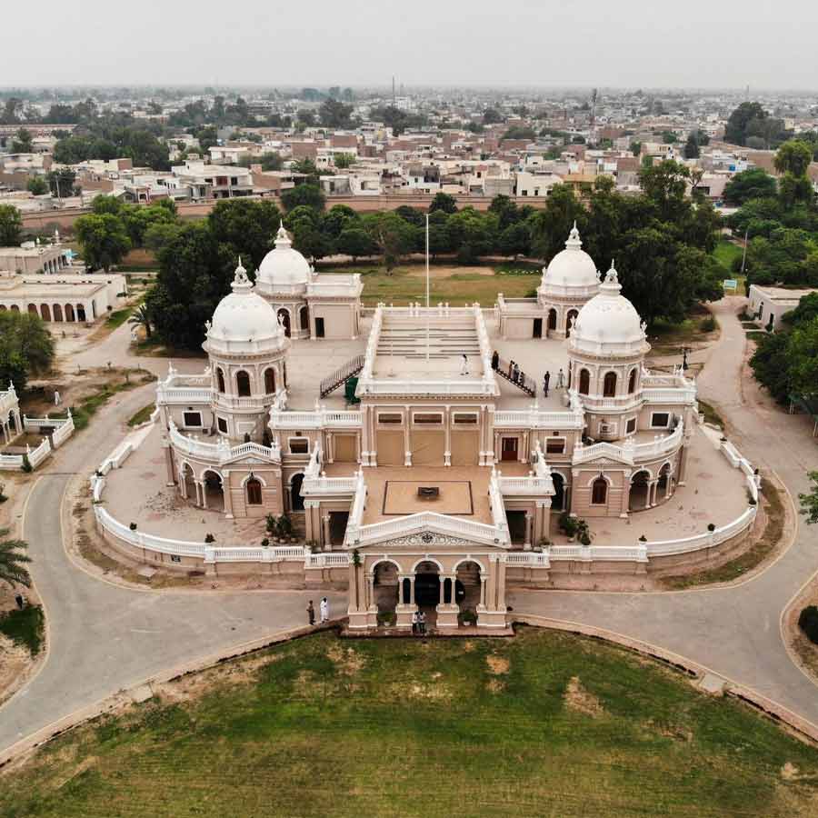 India targets 9 training camps in Pakistan