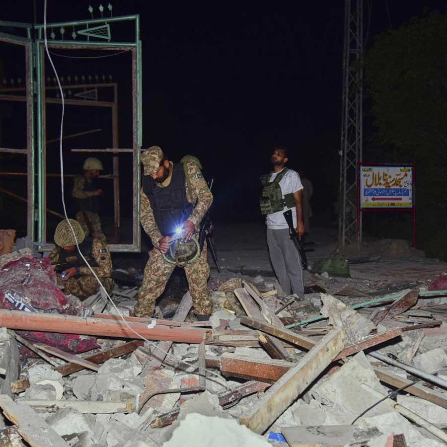 India targets 9 training camps in Pakistan