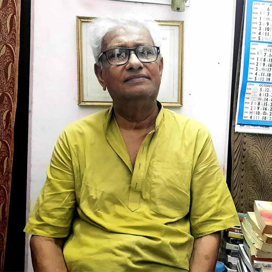 Ashok Chakraborty an aged man recalls the memories of incident took place in Bangladesh Liberation war