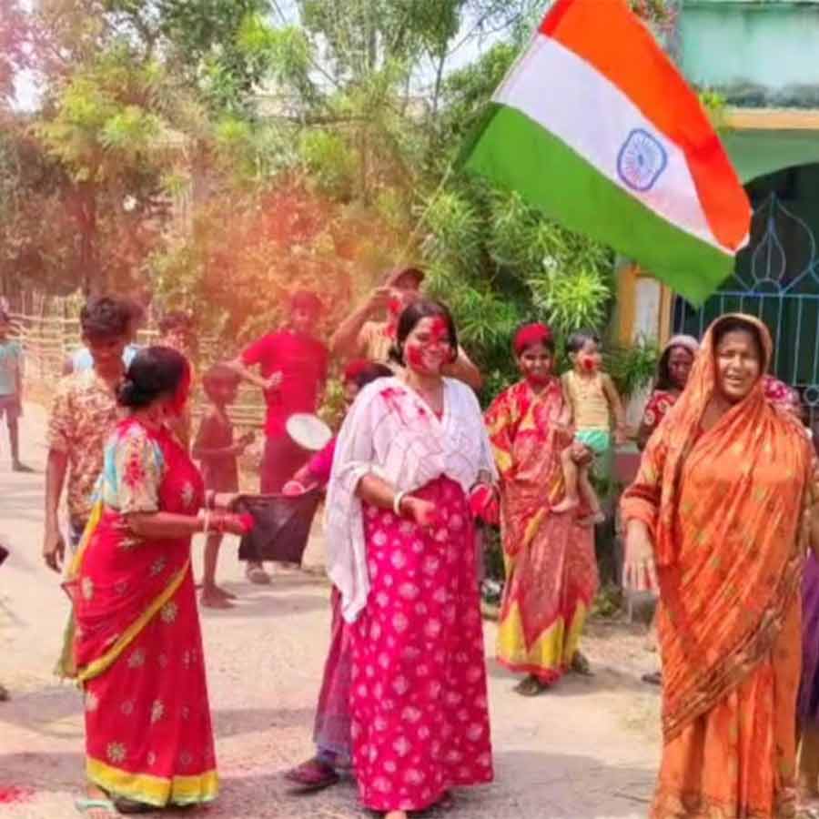 citizens of Howrah celebrates after India commenced counter attack against Pakistan