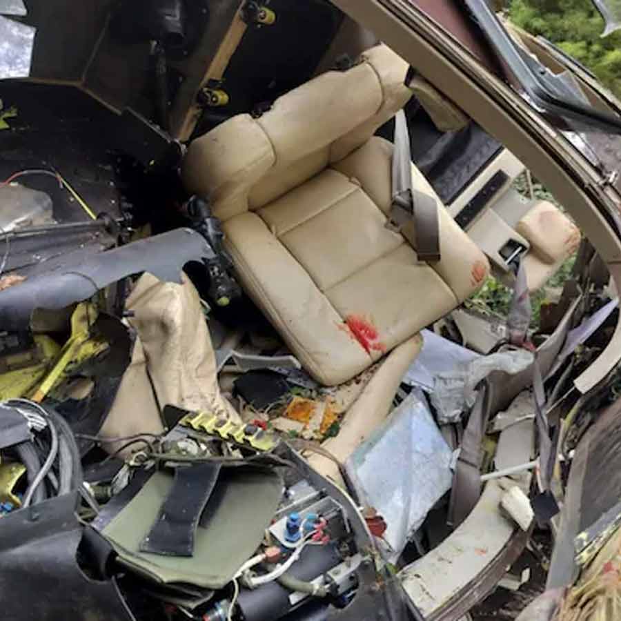 Five dead after private chopper crashes near Bhagirathi River in Uttarakhand dgtl