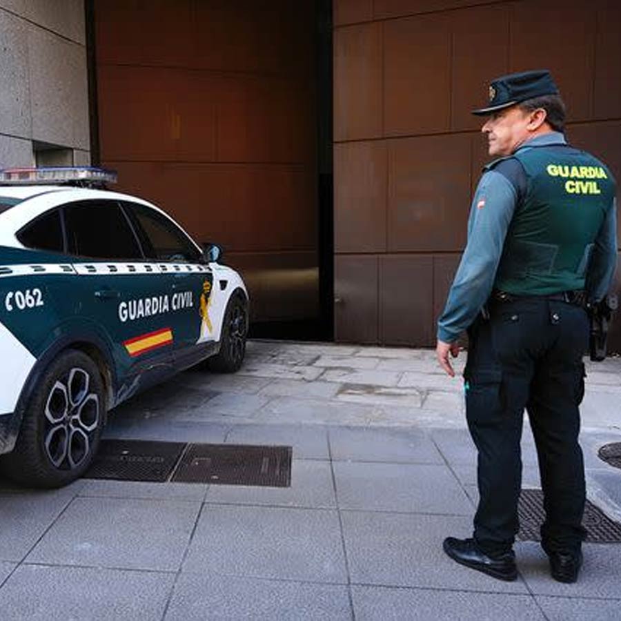 Police rescued three German children had been confined for three years 