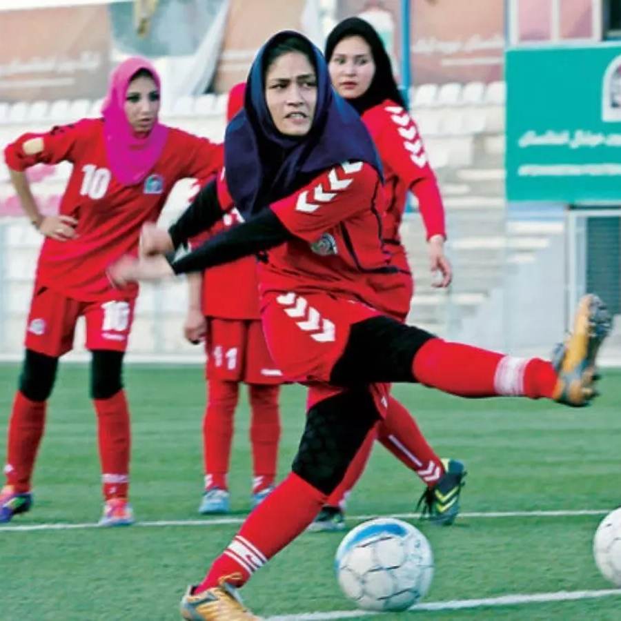 Picture of Afghanistan Women Footballer