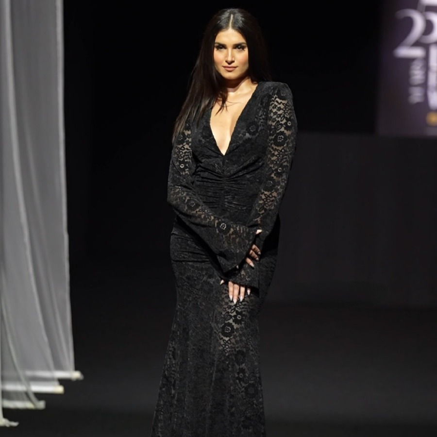 Bollywood Actress Tara Sutaria new short hairstyle makes a statement 