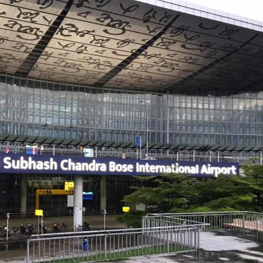Air passengers facing problems as Wi-Fi is down at Kolkata airport for seven months