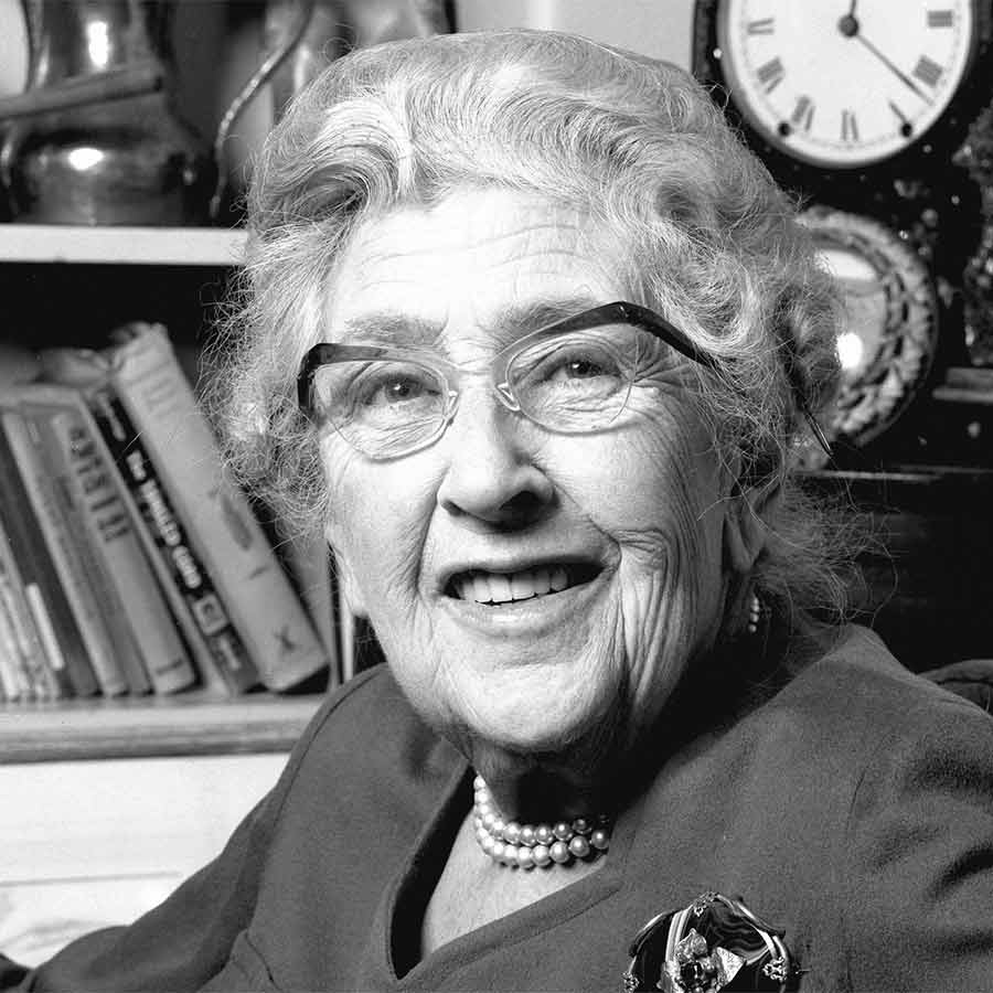 Agatha Christie will take a writing class