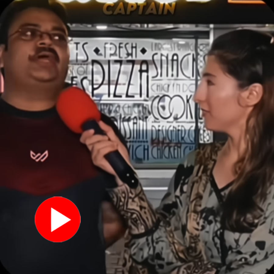 Video of Pakistan man mock his own country