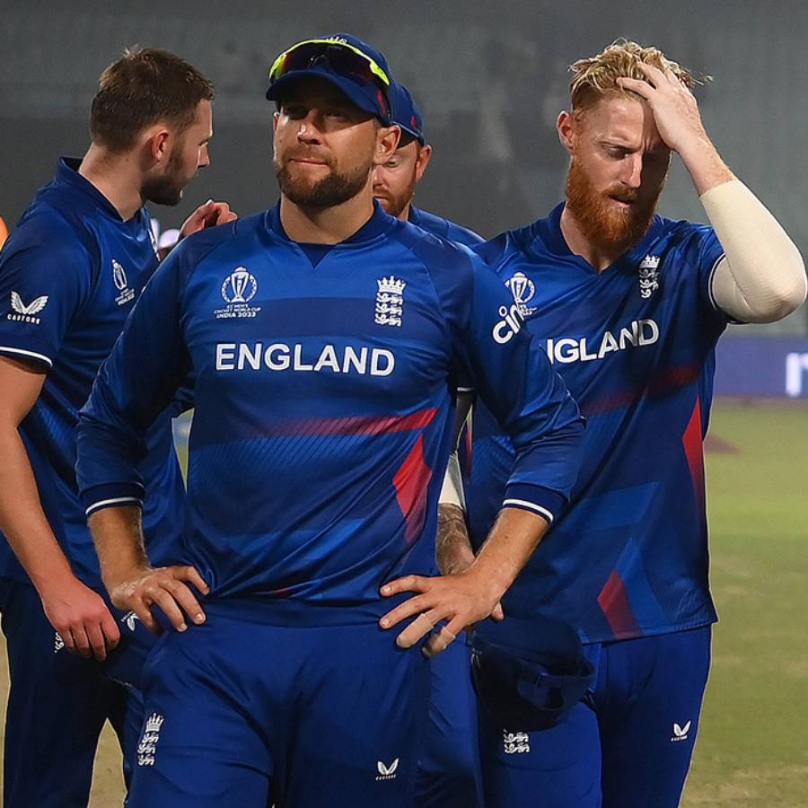picture of England cricket team
