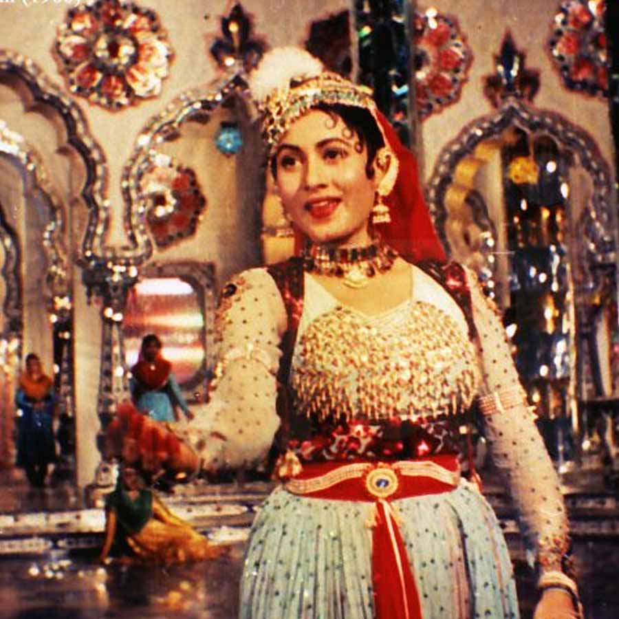 Bollywood’s most expensive song recorded in bathroom studio, was edited 105 times