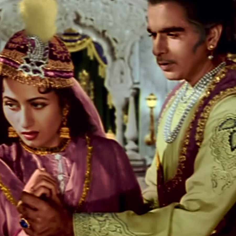 Bollywood’s most expensive song recorded in bathroom studio, was edited 105 times