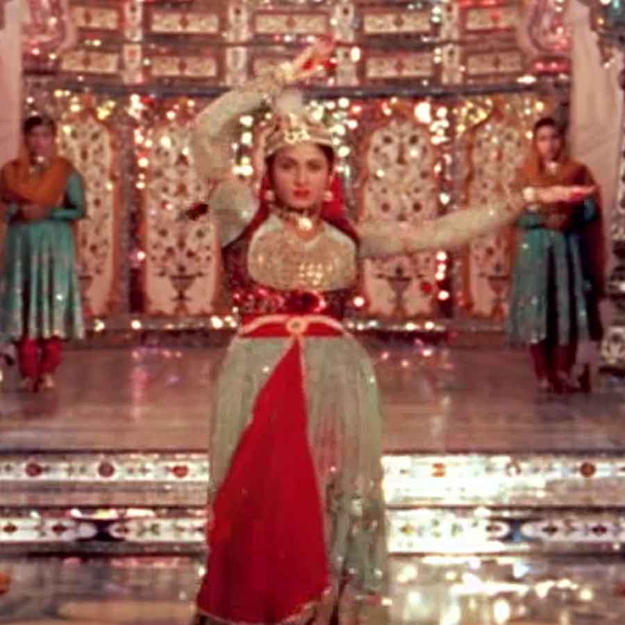 Bollywood’s most expensive song recorded in bathroom studio, was edited 105 times