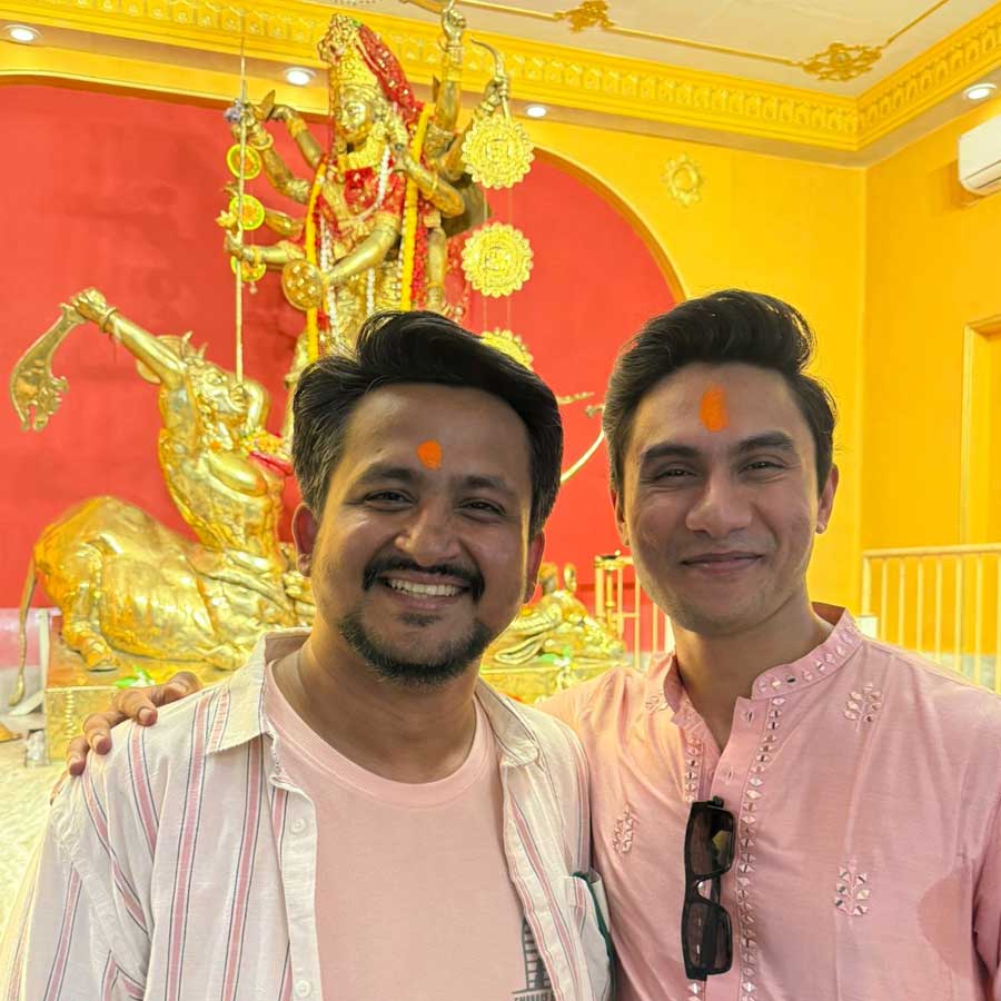 Director Rahool Mukherjee starts shooting his next movie Mon Mane Naa 