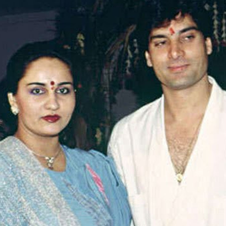 Reena Roy and Mohsin Khan