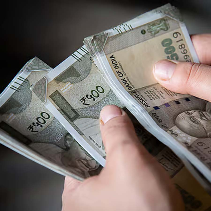 Fake note currency recovered from a man's house in Odisha, 2 arrested dgtl