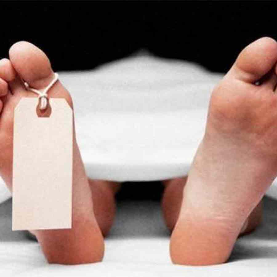 An unknown person dead body recover from construction site in Bagbazar