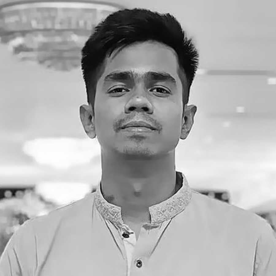 Bangladesh Dhaka University student leader Shahriar Alam Samyo stabbed to death near campus gate dgtl