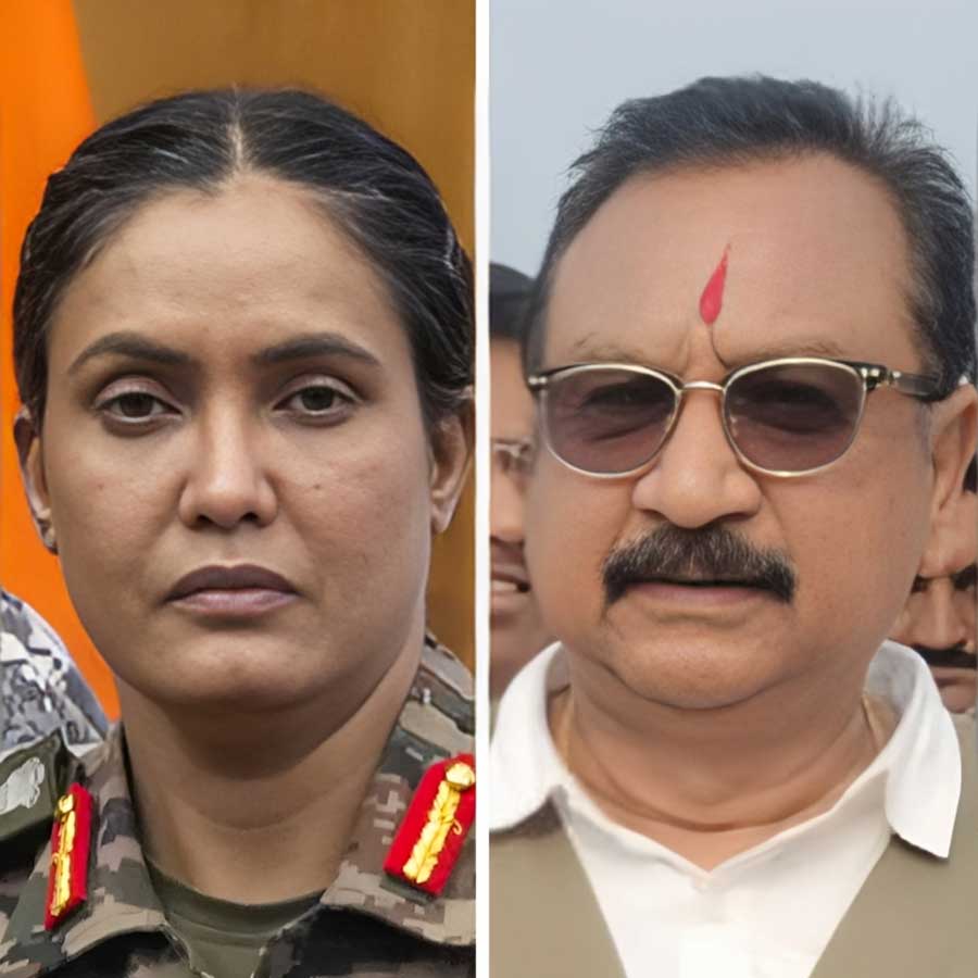 Madhya Pradesh High Court has suo motu directed FIR against BJP Minister Vijay Shah for his objectionable remarks on Colonel Sofiya Qureshi dgtl