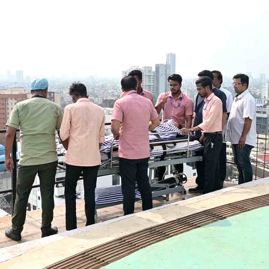 Kolkatas Desun Hospital conducts mock drill to test emergency preparedness and ability to manage critical situation