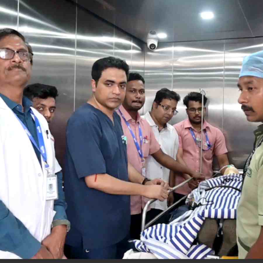 অনুশীলন চলছে ডিসান হাসপাতালে।