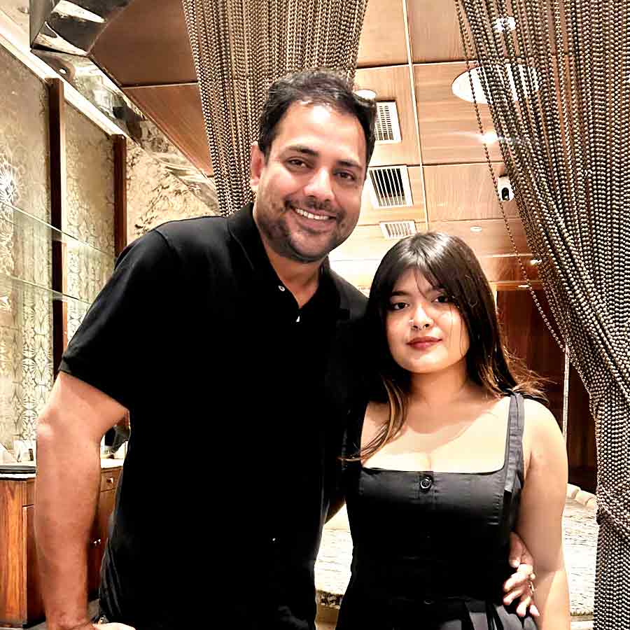 Actor aka director Tathagata Mukherjee’s girlfriend Alokbarsha Bose penned down a sweet note on his birthday dgtl