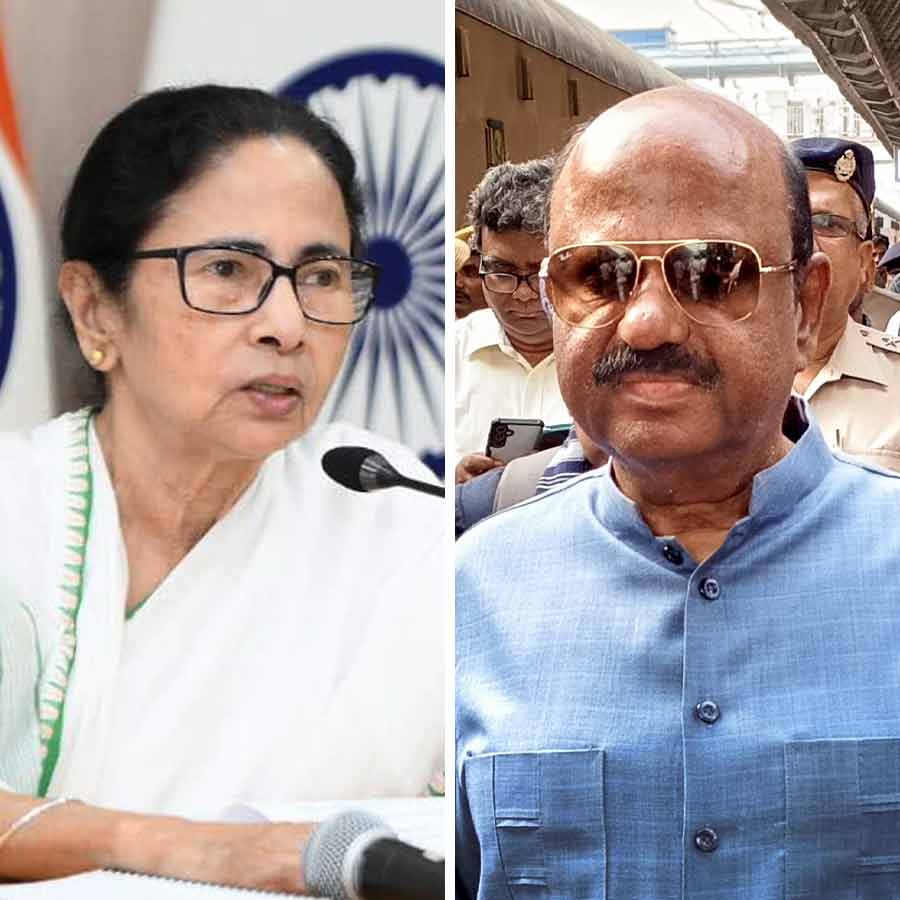 WB Governor CV Ananda Bose objects to 17 vice chancellor chosen by the Chief Minister Mamata Banerjee and Search Committee dgtl