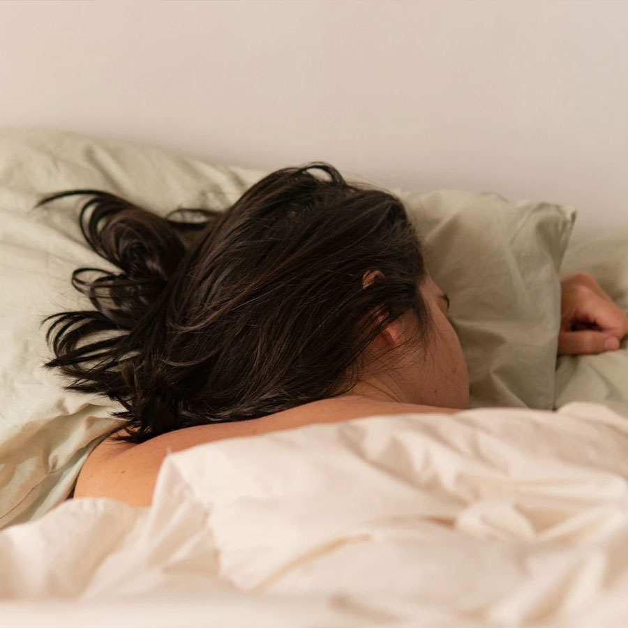 Sleeping with wait hair can cause various diseases dgtl