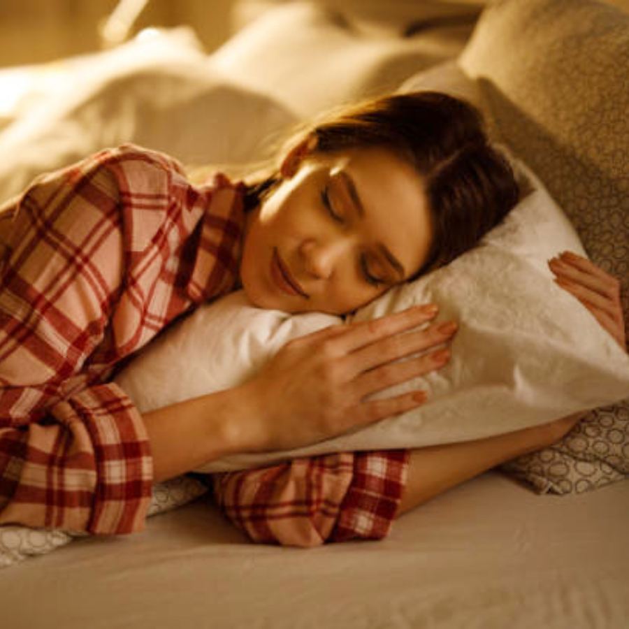 Know about the best directions for sleeping and in which direction you should not sleep according to astrology dgtl