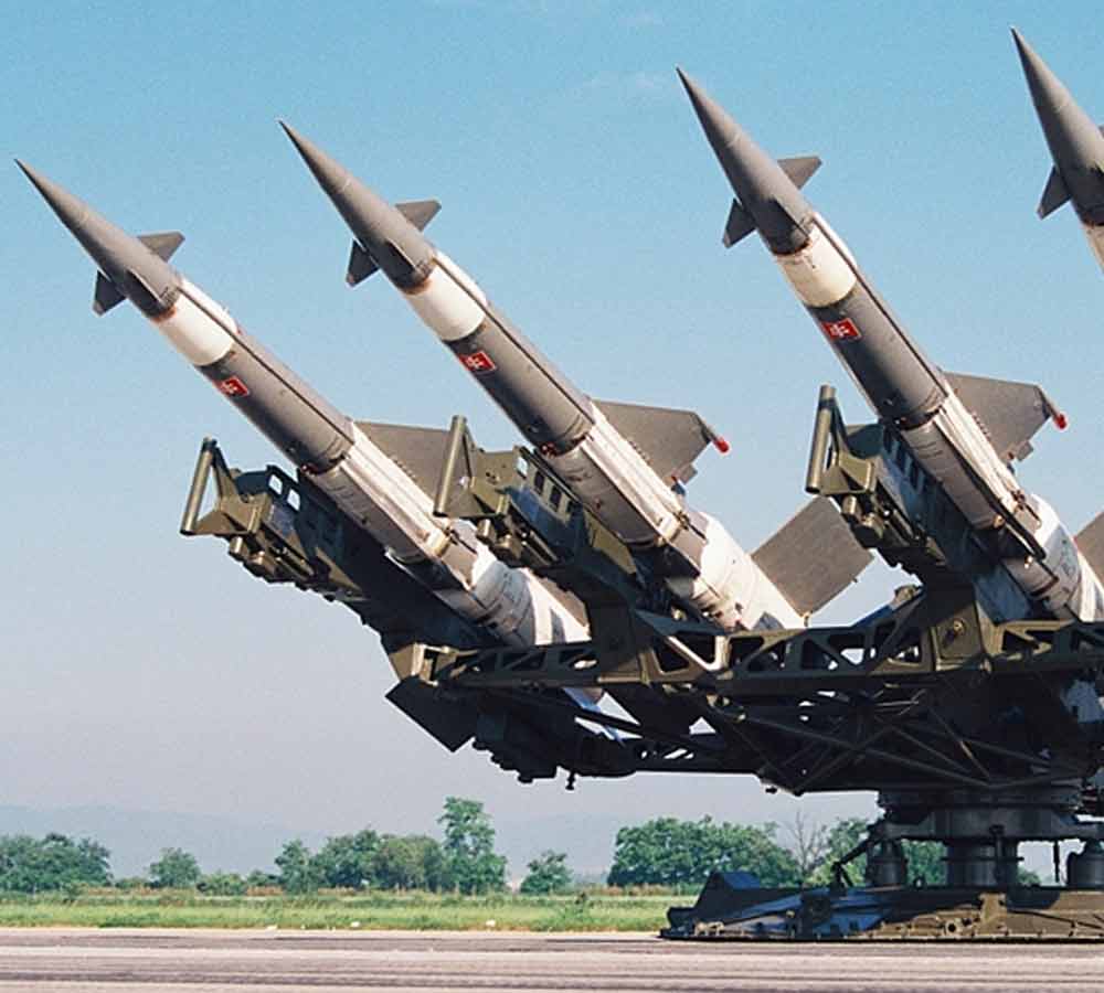 Pakistan is not capable to hit back India with nuclear weapons, says war historian Tom Copper