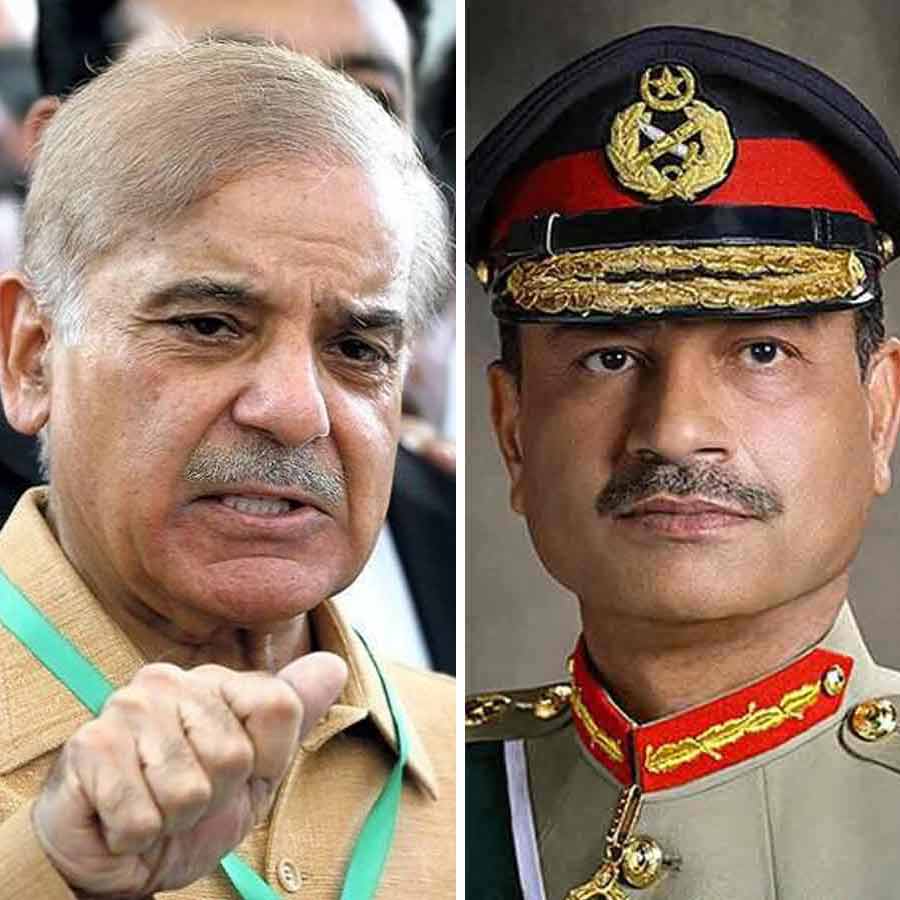 Shehbaz Sharif says Pak Army Chief General Asim Munir called him 2.30 am dgtl