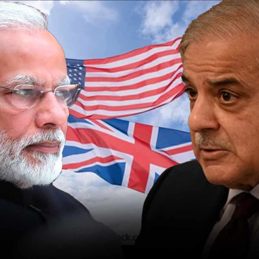 ভারত-পাক সম্পর্কের মেরামতিতে আমেরিকার পর আগ্রহী ব্রিটেনও।