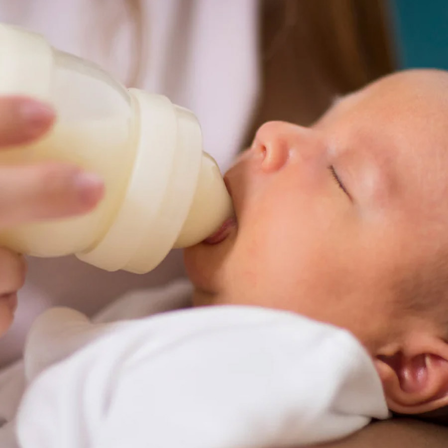 Influencer lands in controversy for buying and drinking breastmilk from local mother of Philippines