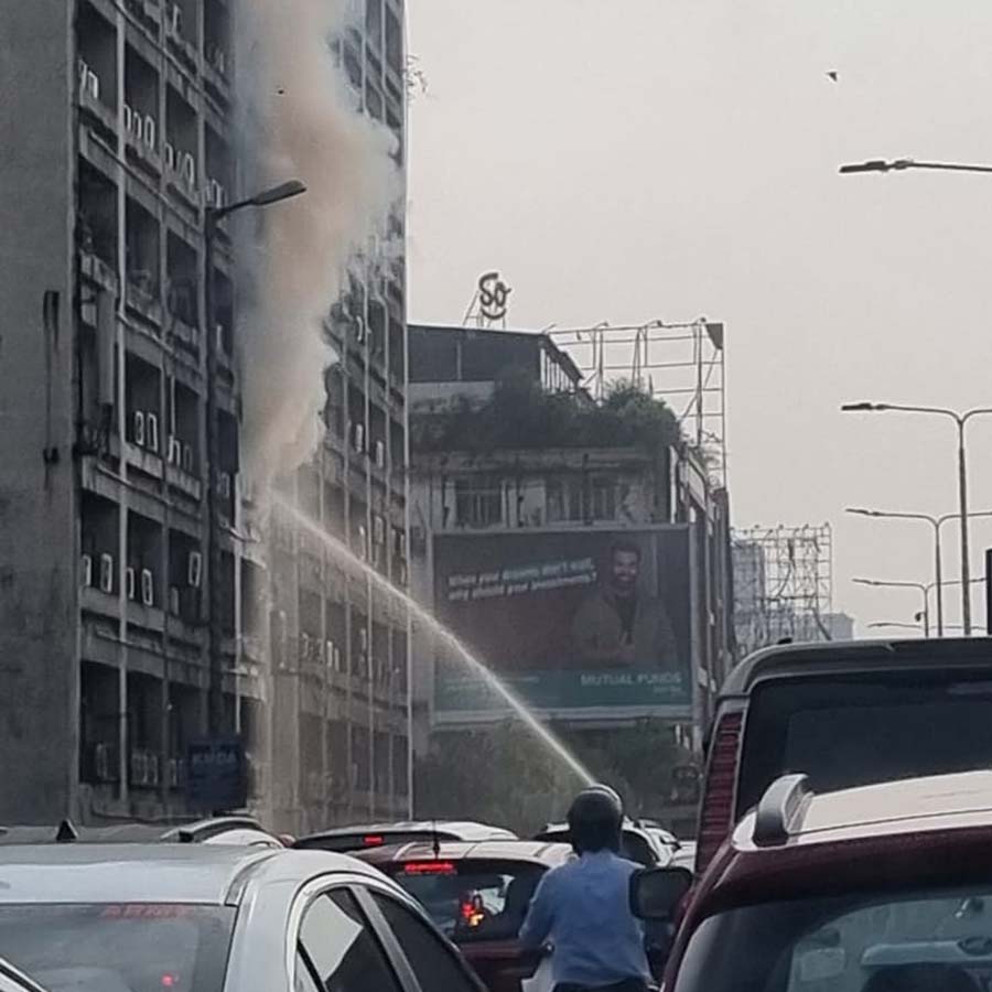 Fire in a multi-storey building in kolkata dgtl