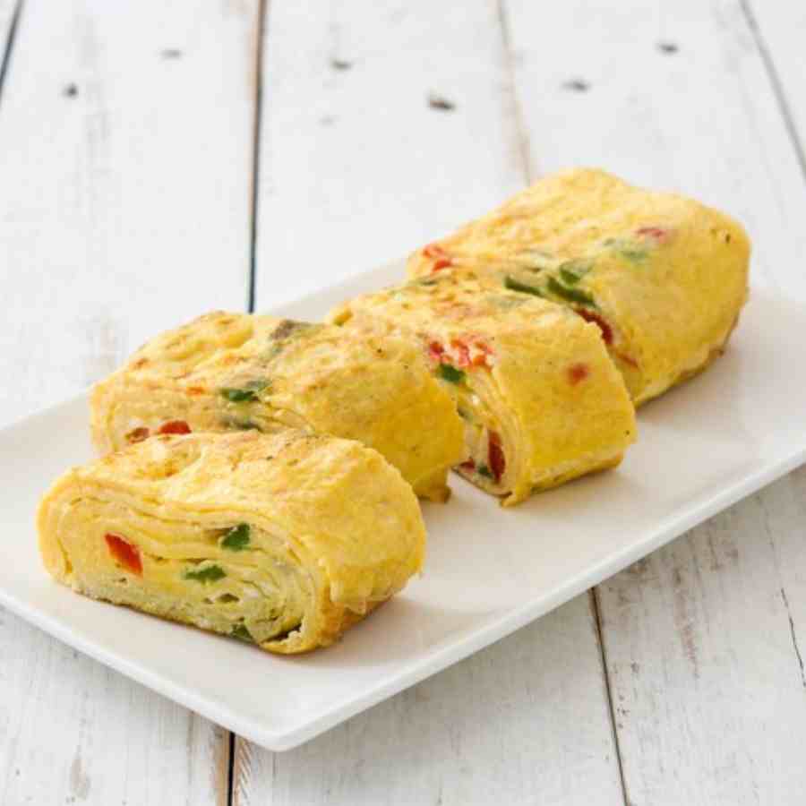 রোল্‌ড অমলেট।