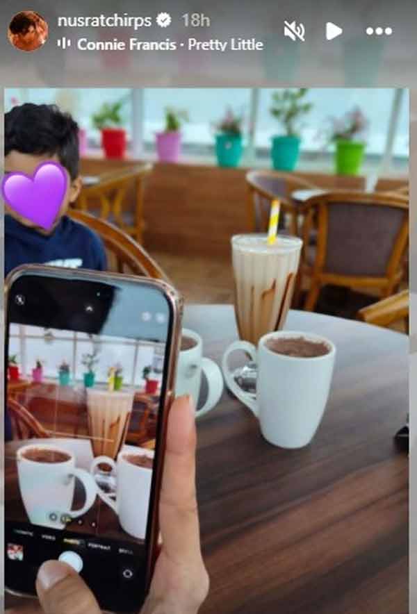 ছেলে ঈশানের সঙ্গে ছবি পোস্ট করলেন নুসরত।